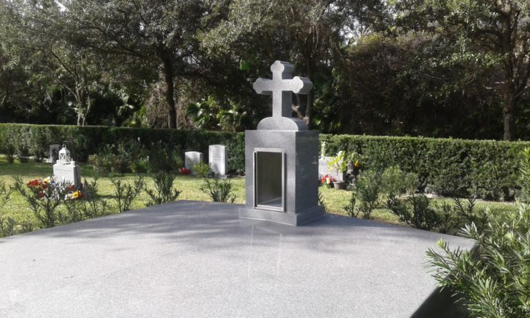 Greek orthodox candlehouse, Curlew Hills Memory Gardens