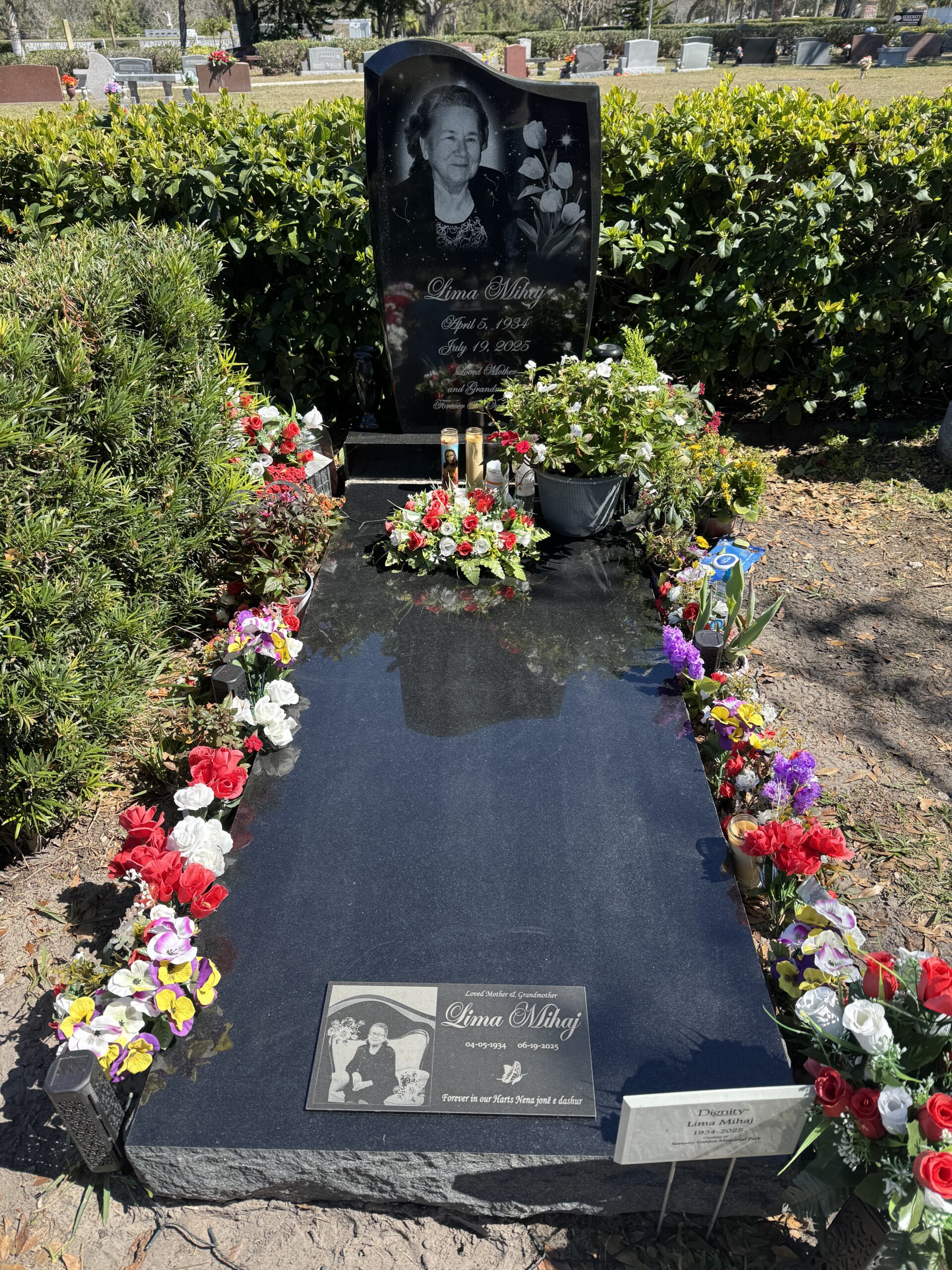 black laser wave monument Serenity Gardens Largo, FL