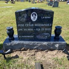 Blue pearl mustang emblem monument Wimauma Cemetery