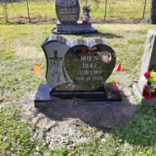 heart shaped modern headstone, Trinity Memorial Gardens